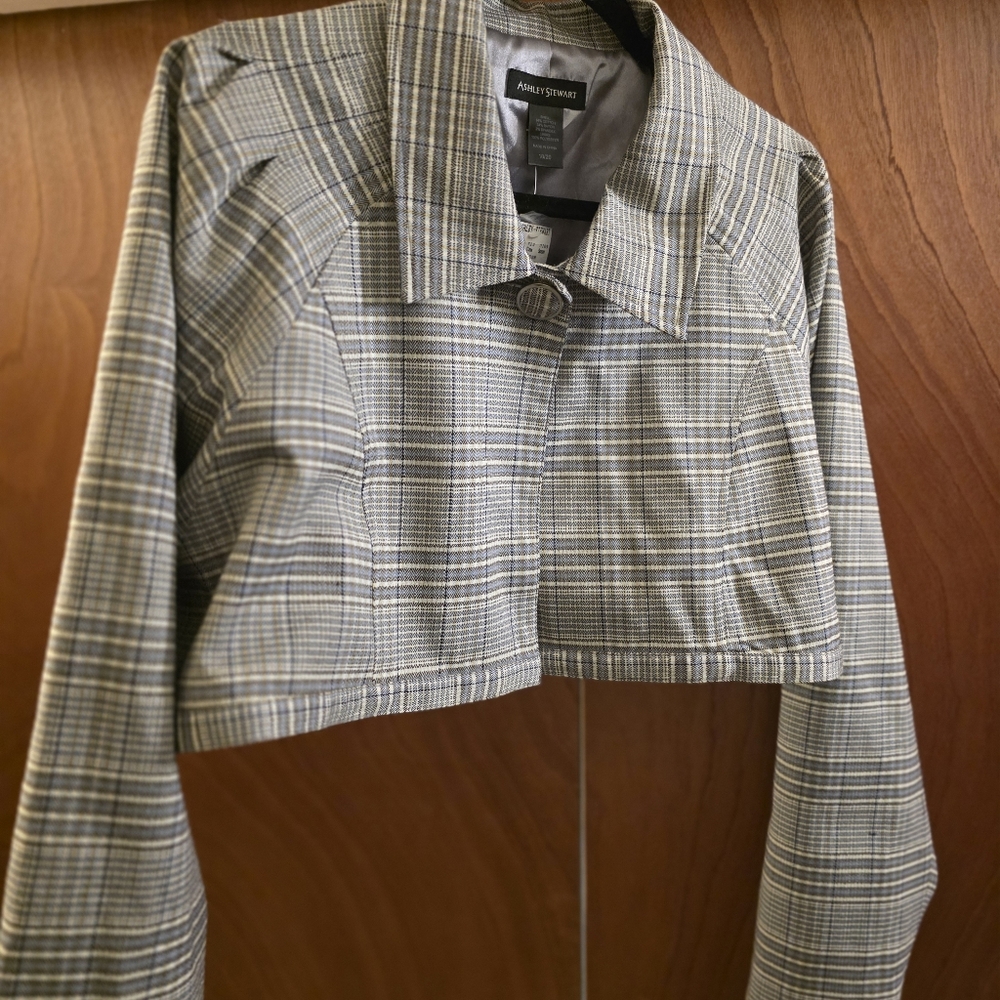 VINTAGE Ashley Stewart Womans Checkered Crop Top Blazer - Gray and Blue